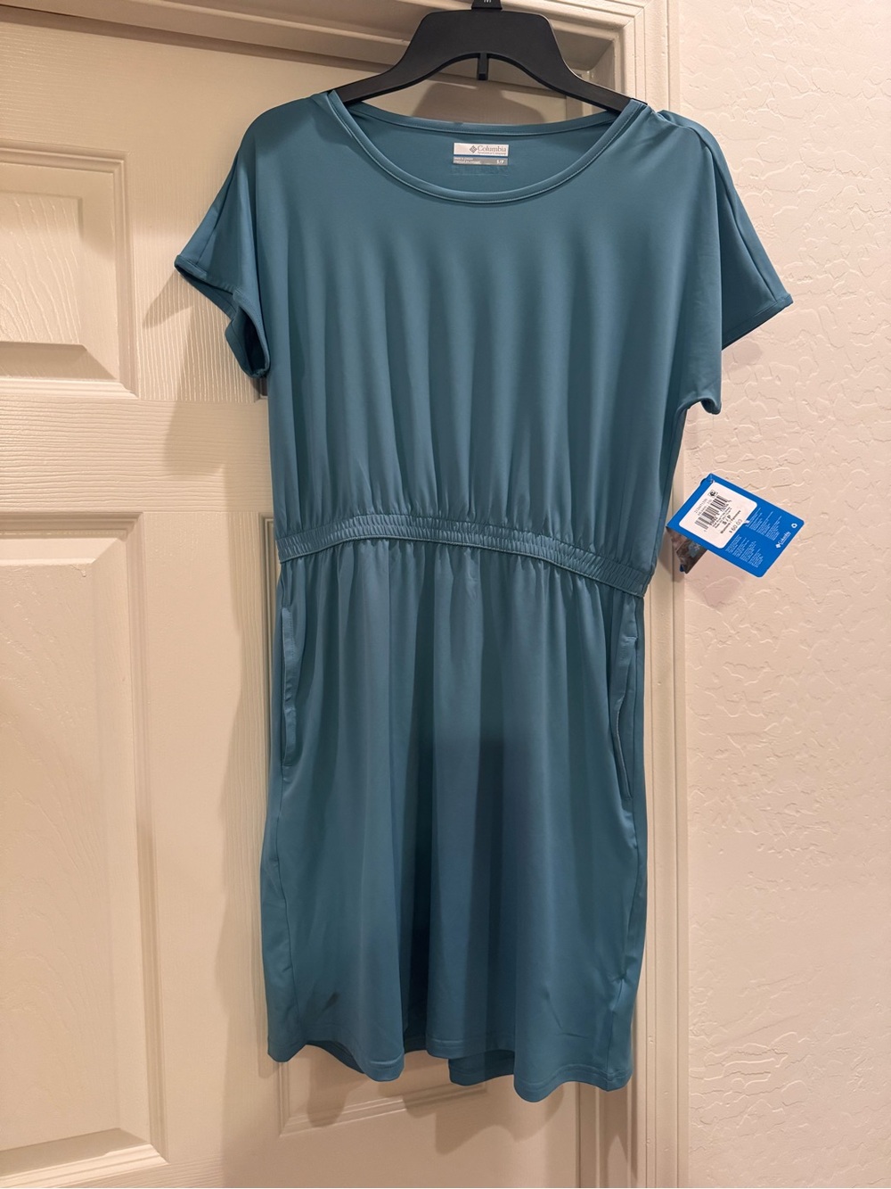 NWT Women's Columbia Chill River Short Sleeve Dress Size Small Active Teal